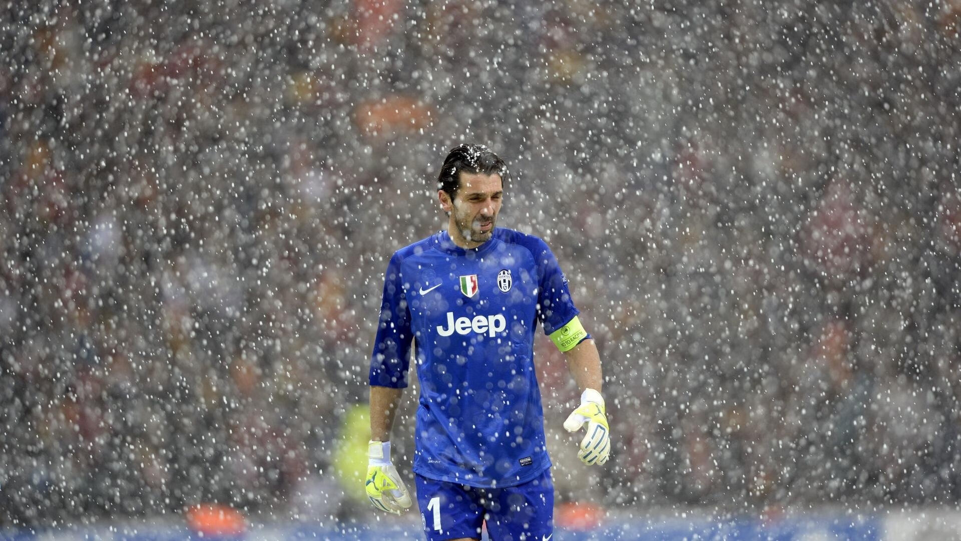 kaiyun体育-_云端跑步挑战：在虚拟世界中飞奔_，云端里跑马