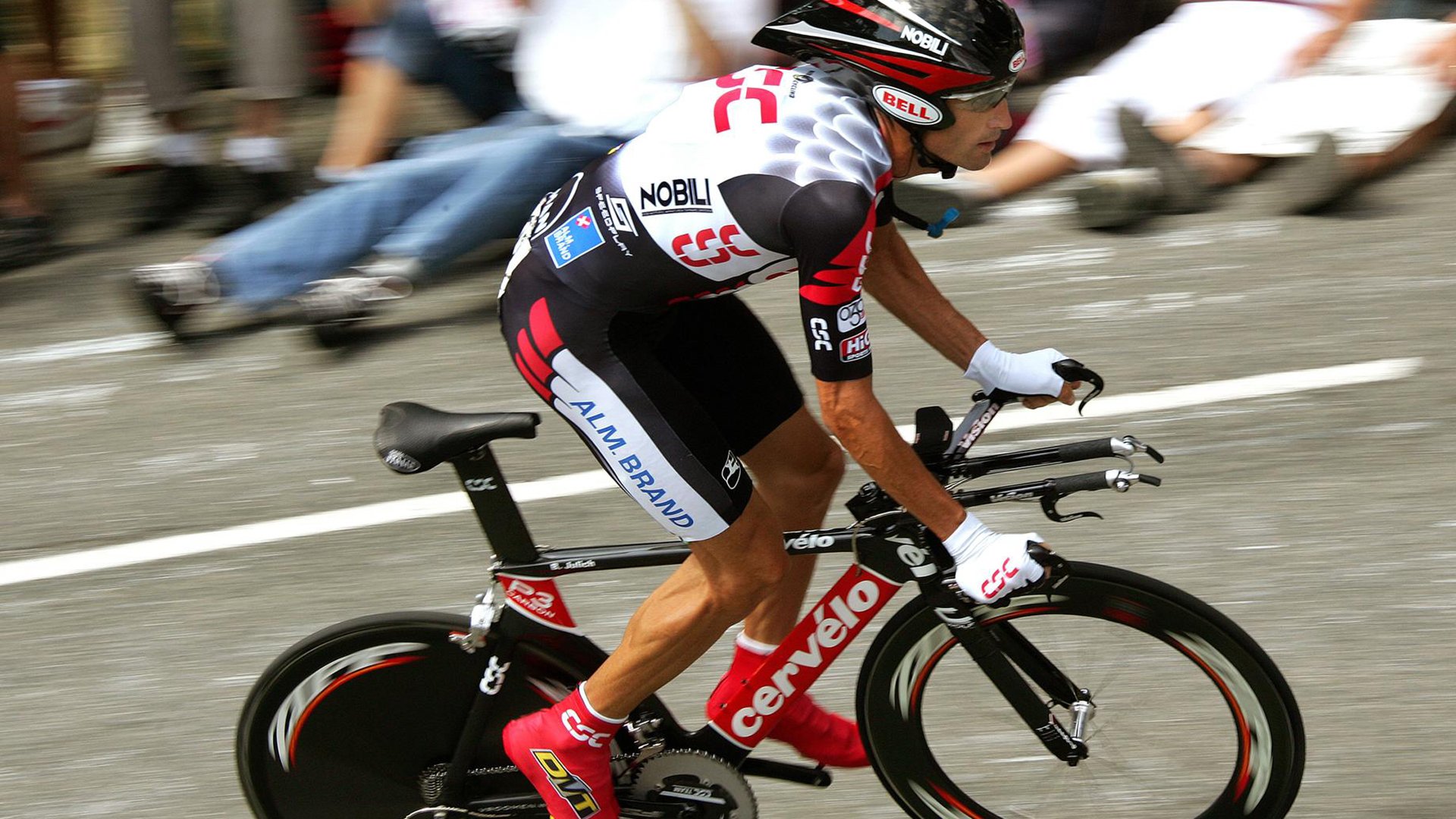 _北极探险赛：冰天雪地中的极限运动_，北极探险视频